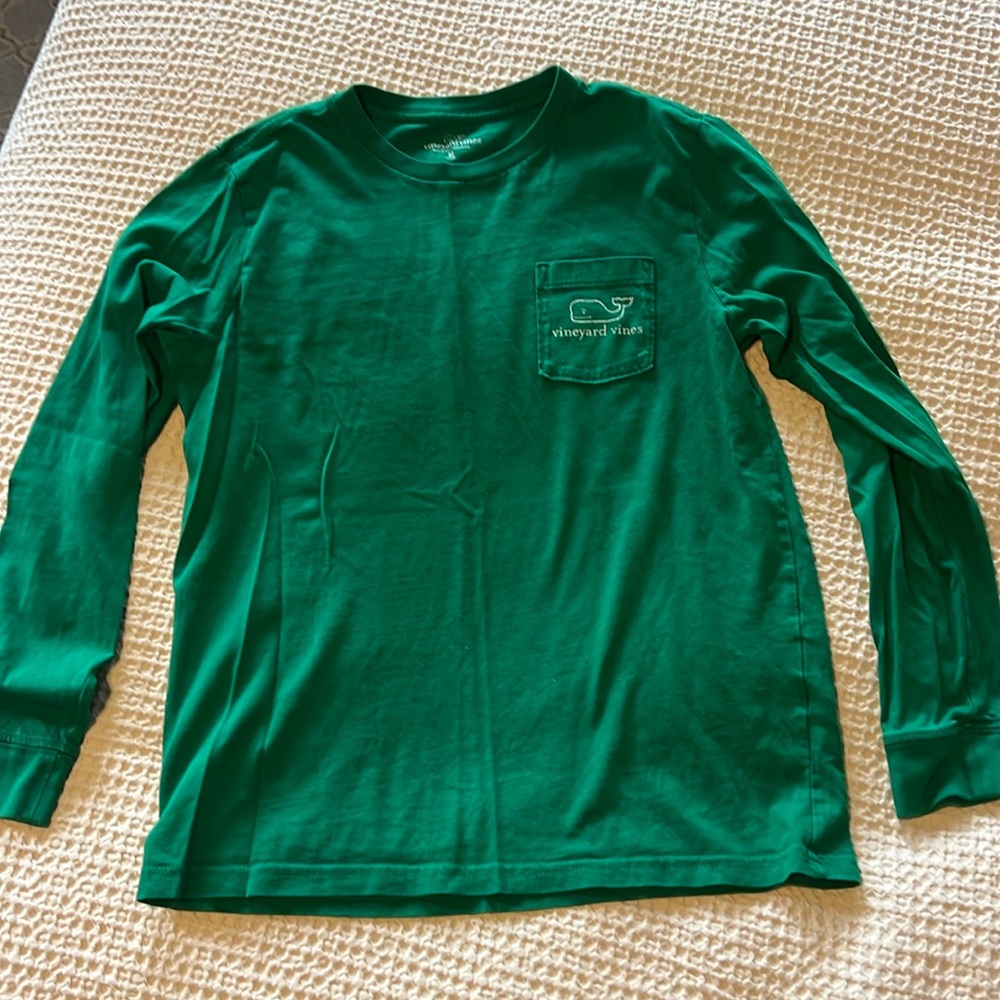 Vineyard Vines boys long sleeve size medium